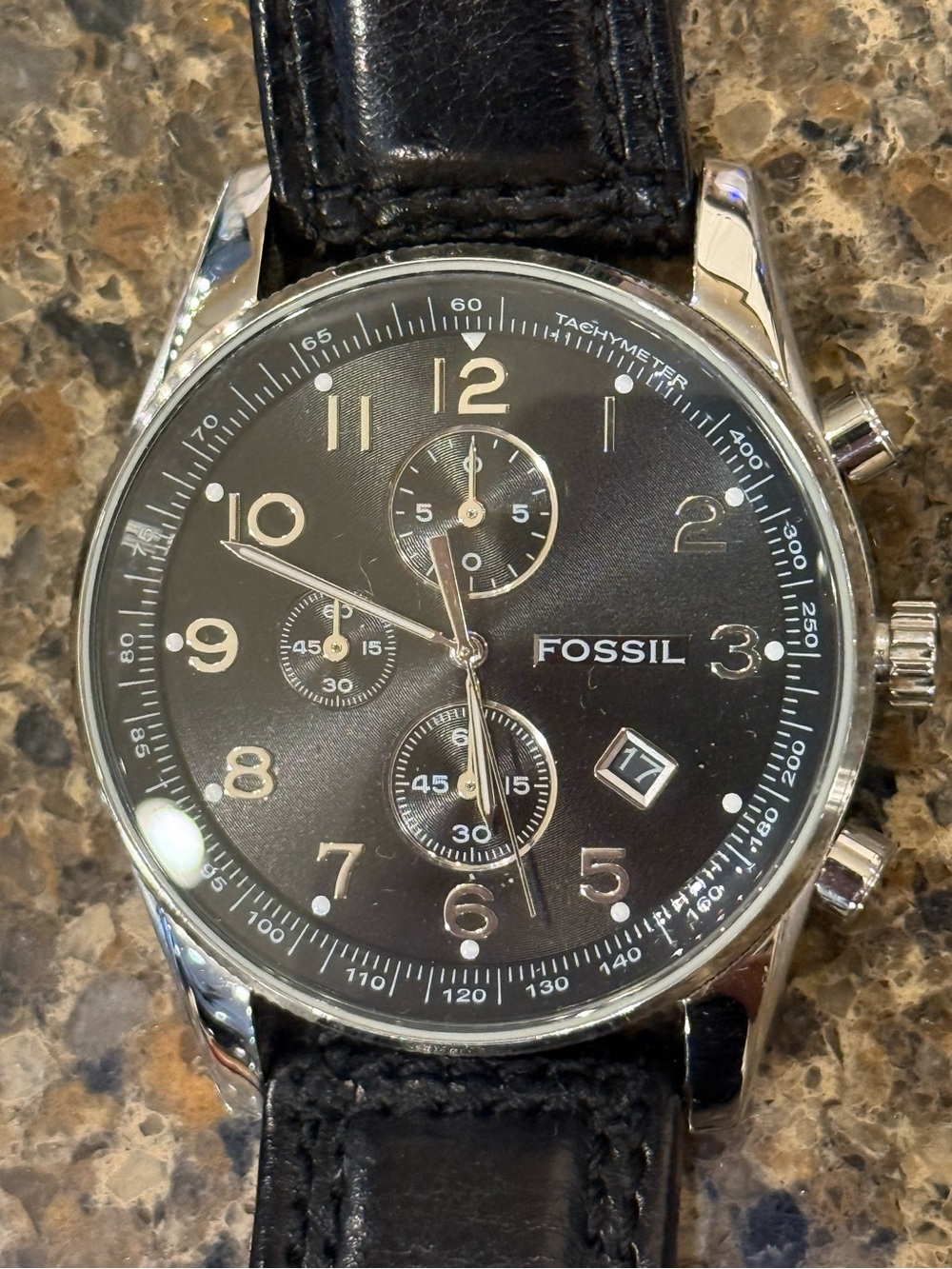 Fossil Men's chronograph watch, black leather band with black dial. EUC